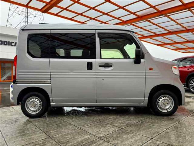 Honda N-VAN 12