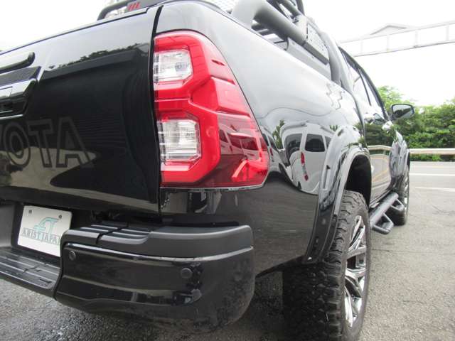 Toyota Hilux 11