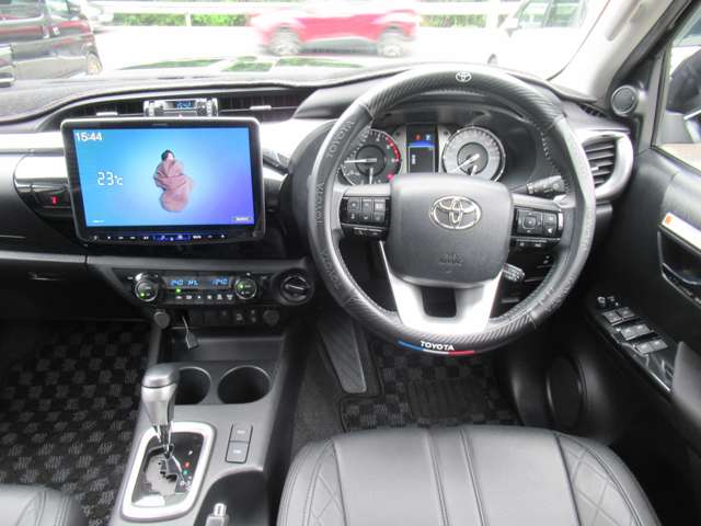 Toyota Hilux 12