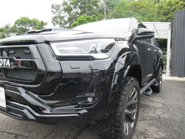 Toyota Hilux 6