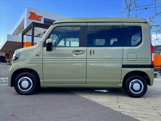 Honda N-VAN 11
