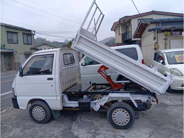 Daihatsu Hijet Pickup 2