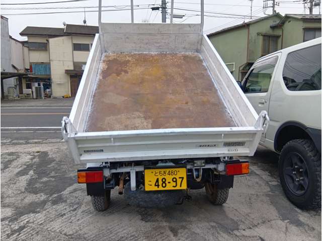 Daihatsu Hijet Pickup 3