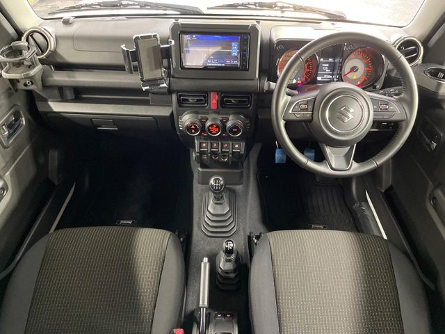 Suzuki Jimny 4