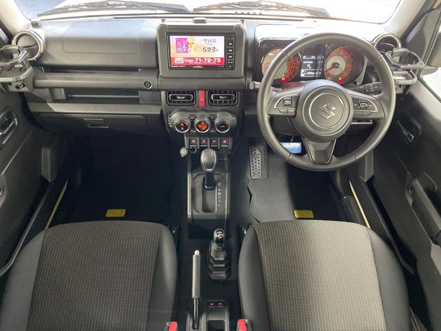 Suzuki Jimny 4