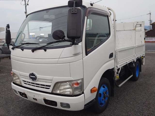 Hino Dutro 2