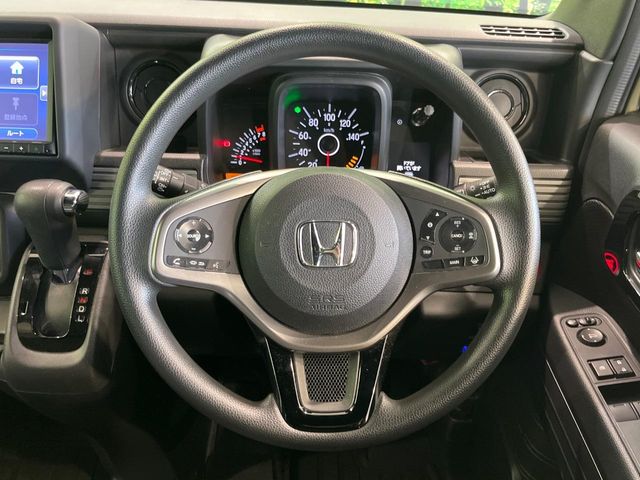 Honda N-VAN 11