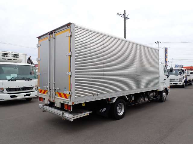Mitsubishi Fuso Fighter 6