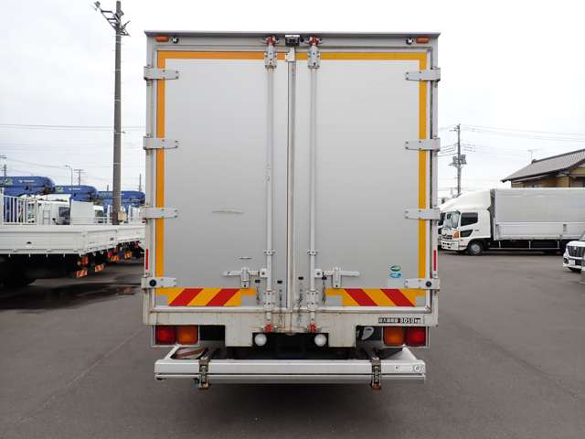 Mitsubishi Fuso Fighter 7