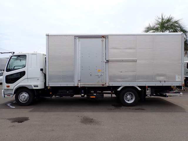 Mitsubishi Fuso Fighter 9