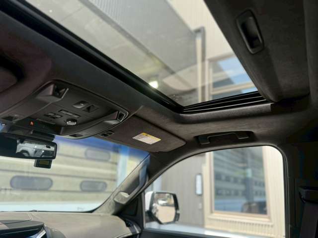 Cadillac エスカレード 10