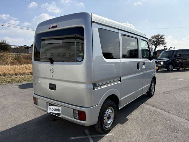 Nissan NV100 Clipper 11