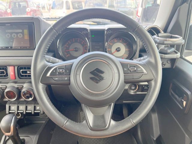 Suzuki Jimny 12