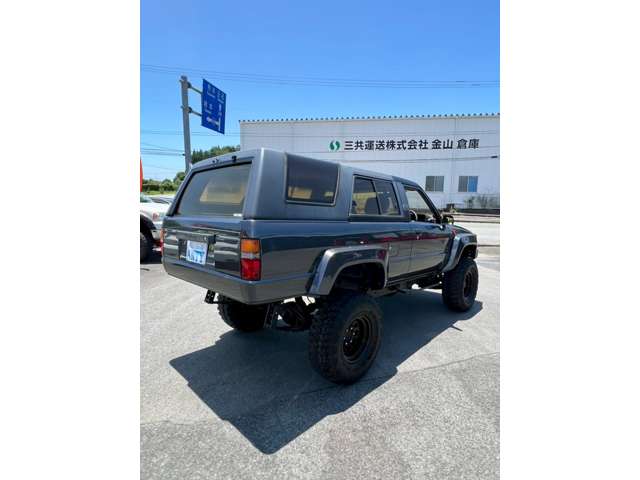 Toyota Hilux Surf 5