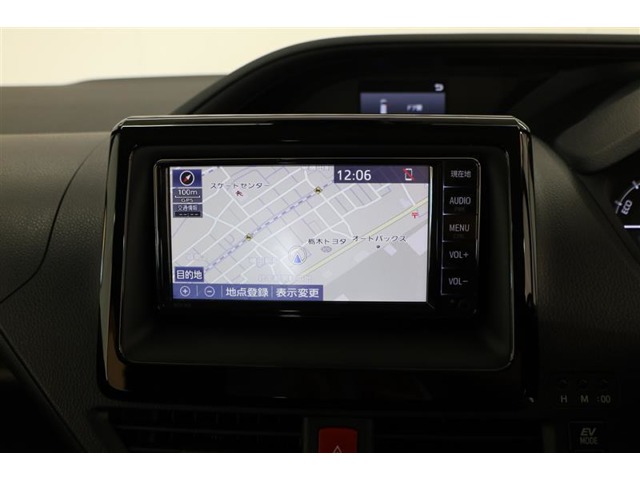 Toyota Noah 6