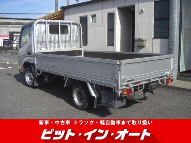 Toyota Toyoace 11