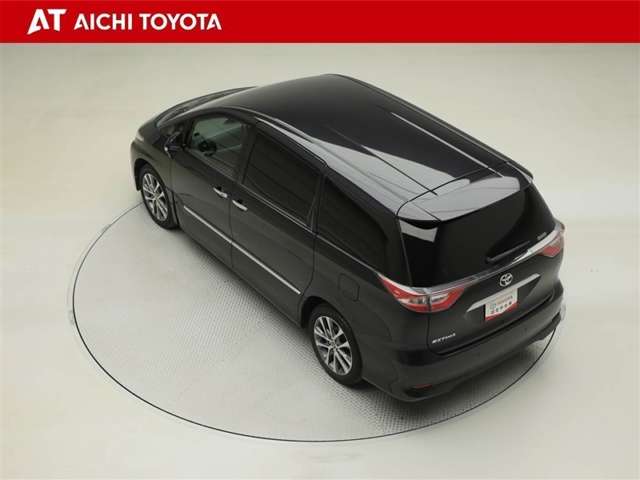Toyota Estima 12