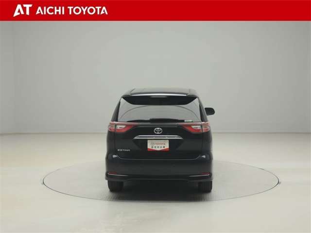 Toyota Estima 5