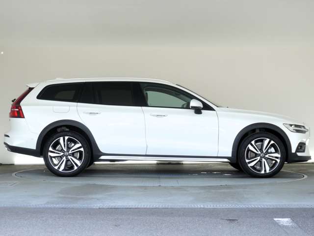 Volvo V60 Cross Country 7