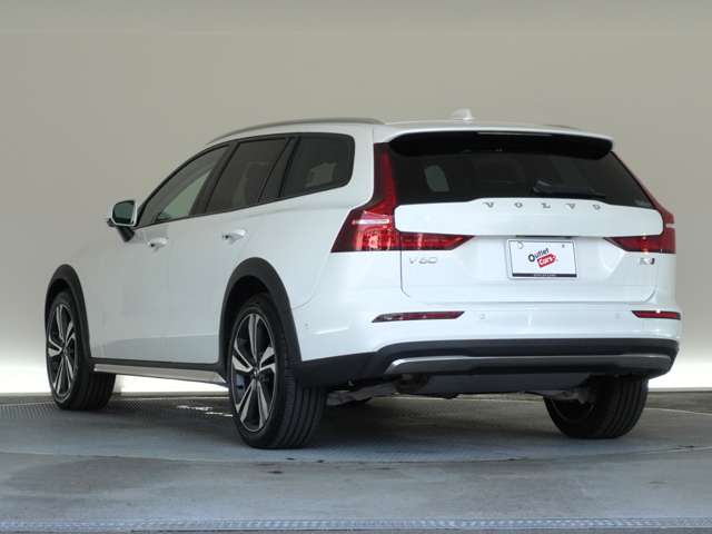 Volvo V60 Cross Country 10