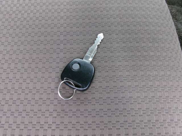 Nissan NV100 Clipper 12