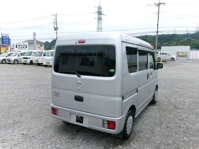 Nissan NV100 Clipper 7