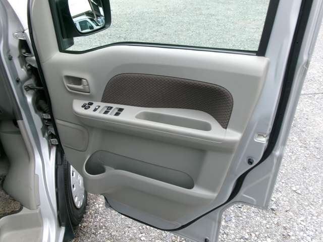 Nissan NV100 Clipper 10