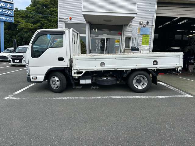 Isuzu Elf 3
