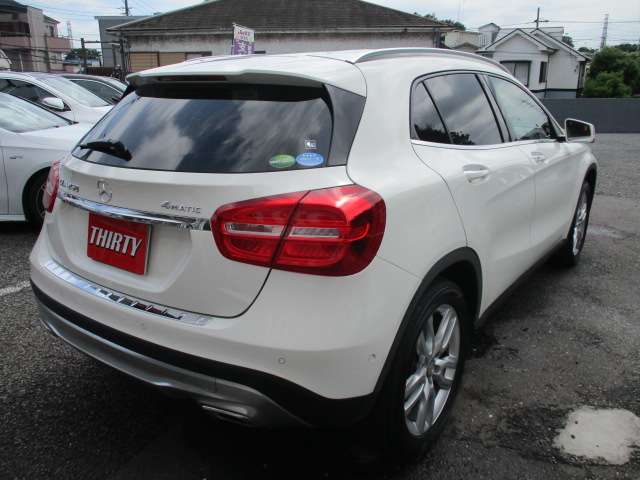 Mercedes-Benz GLA-Class 7