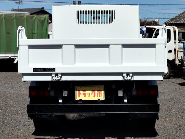 Mitsubishi Fuso Canter 7