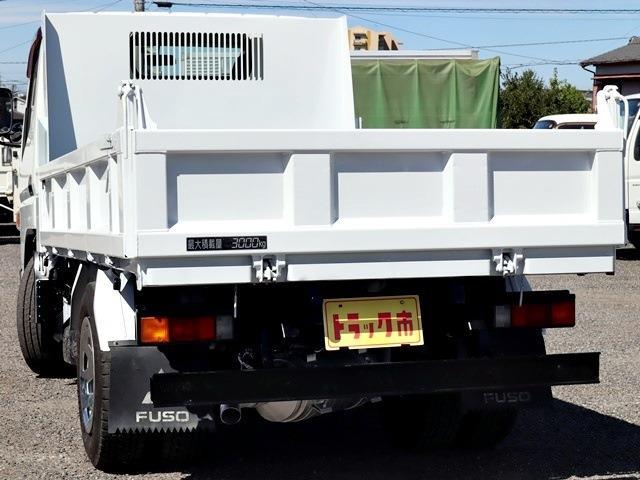 Mitsubishi Fuso Canter 8