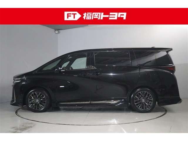 Toyota Vellfire 5
