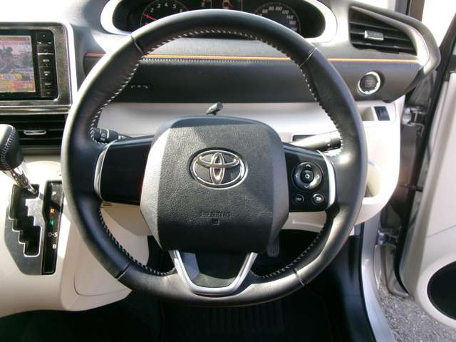 Toyota Sienta 11