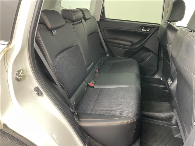 Subaru Forester 12