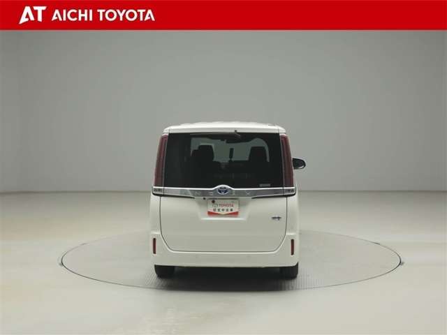 Toyota Noah 5