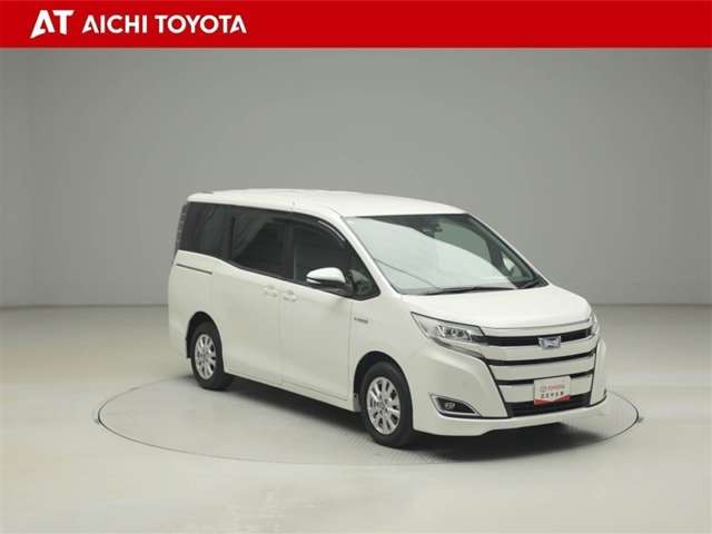 Toyota Noah 8