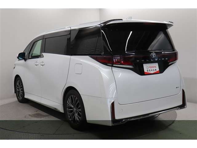 Toyota Vellfire 8