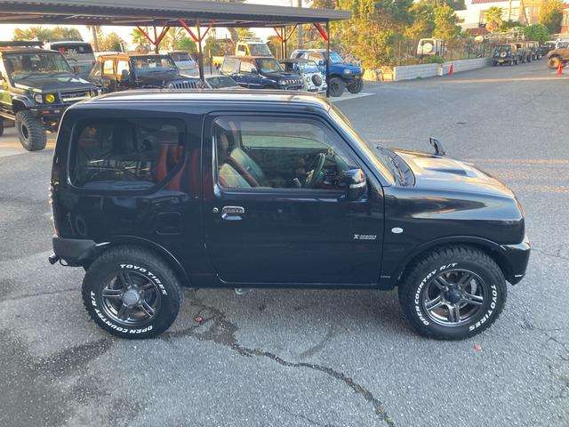 Suzuki Jimny 10