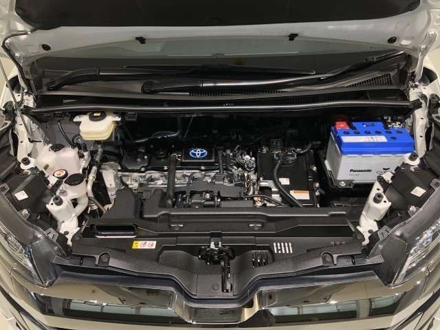 Toyota Noah 11