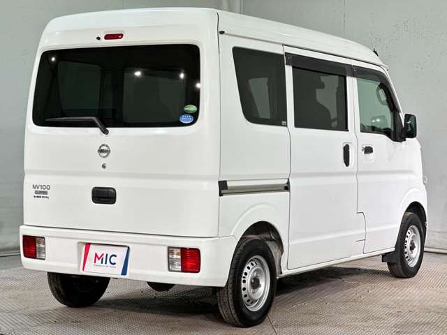 Nissan NV100 Clipper 6