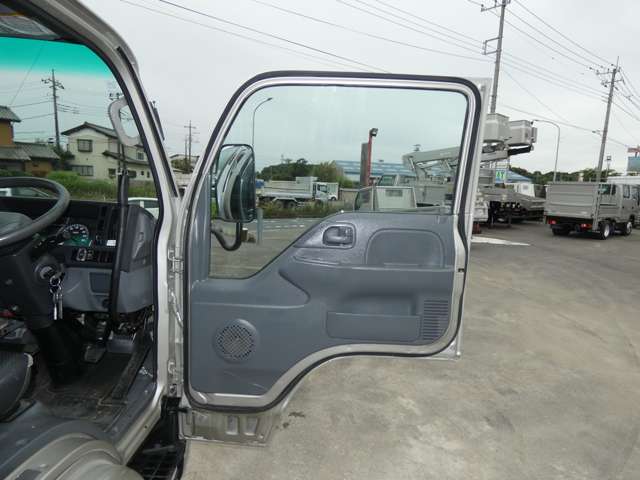 Isuzu Elf 10