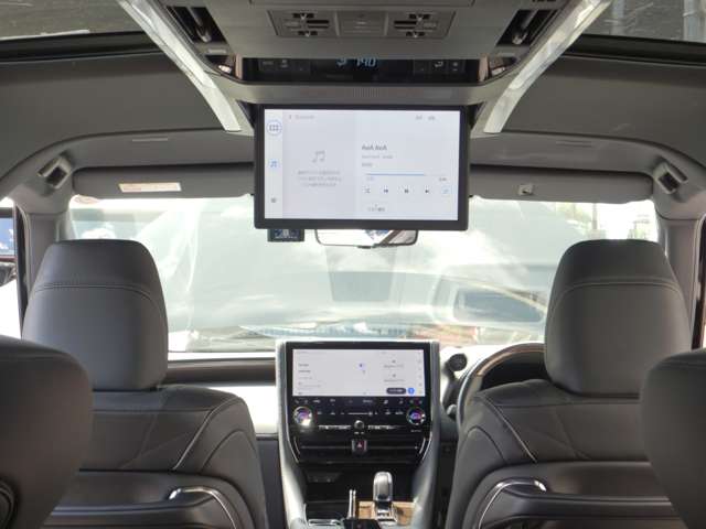 Toyota Alphard 9