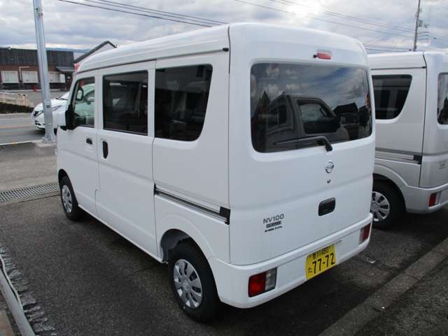 Nissan NV100 Clipper 6