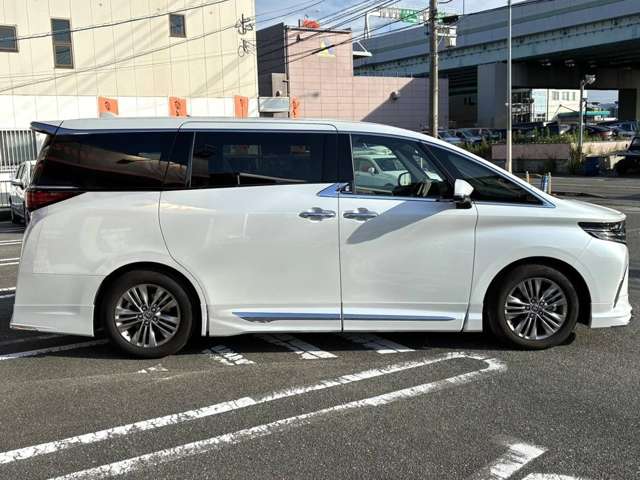 Toyota Alphard 7