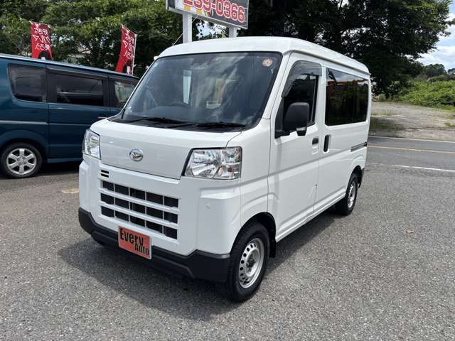 Daihatsu Hijet Cargo 5