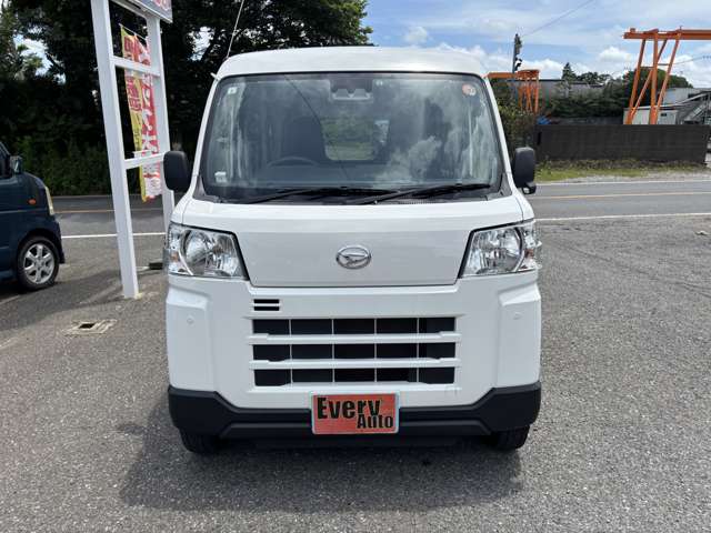 Daihatsu Hijet Cargo 7