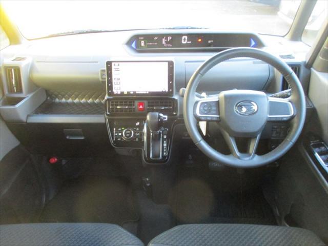 Daihatsu Tanto 7