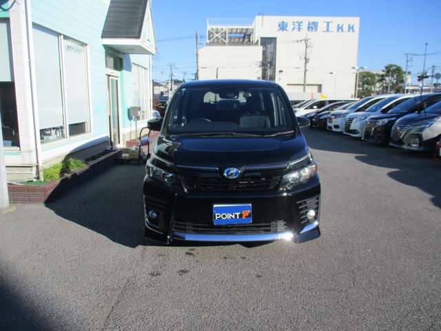 Toyota Voxy 7