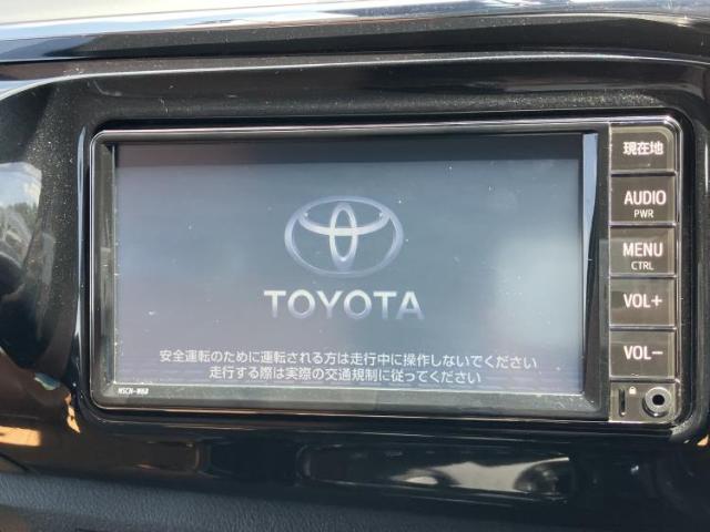 Toyota Hilux 4