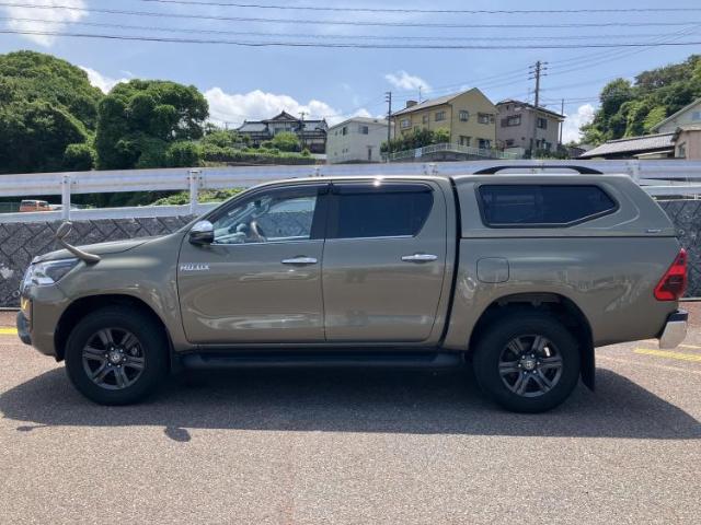 Toyota Hilux 5